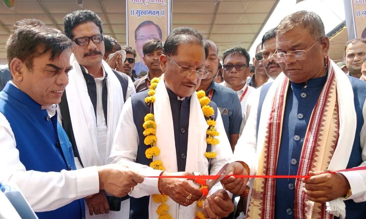 मुख्यमंत्री विष्णुदेव साय ने किया सातवे आदि उत्सव का शुभारंभ