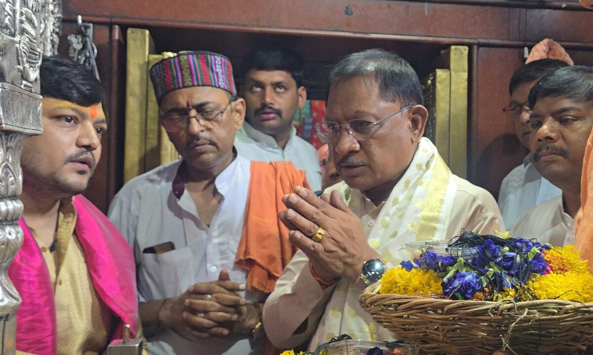 काशी के कोतवा काल भैरव के दरबार में मुख्यमंत्री विष्णुदेव साय ने की पूजा-अर्चना