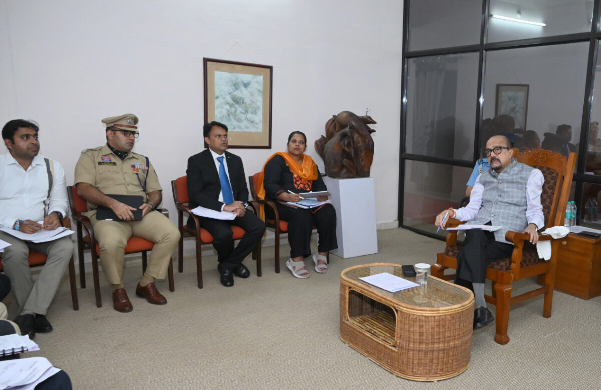 राज्यपाल ने खैरागढ़ जिले में गोद ग्राम सोनपुरी के विकास कार्यों का लिया जायजा