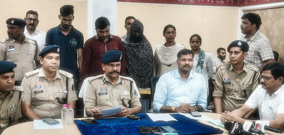 प्रतिबंधित मादक पदार्थ हेरोईन(चिट्टा) के साथ 01 महिला सहित कुल 03 आरोपी गिरफ्तार